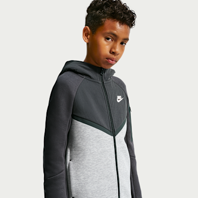 Nike Sportswear Tech Fleece Older Kids' Full-Zip Hoodie. Nike ZA